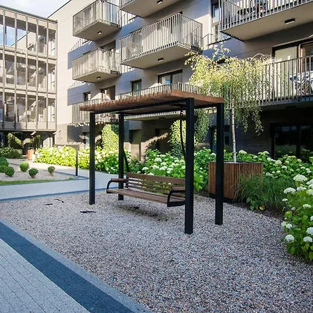 Urban Life Apartment *
