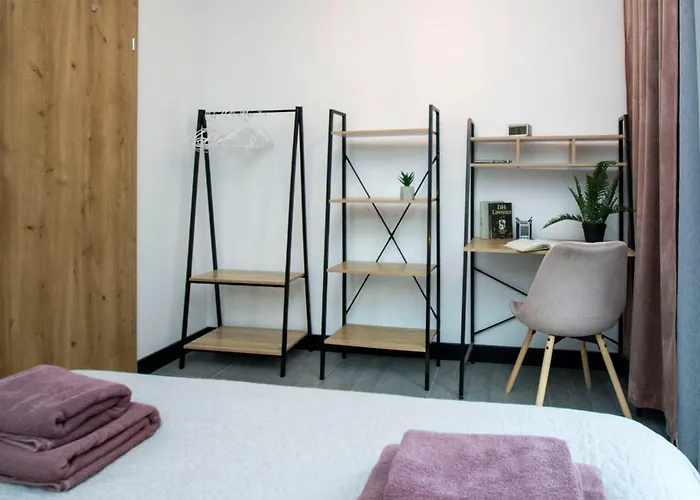 Urban Life Apartment *