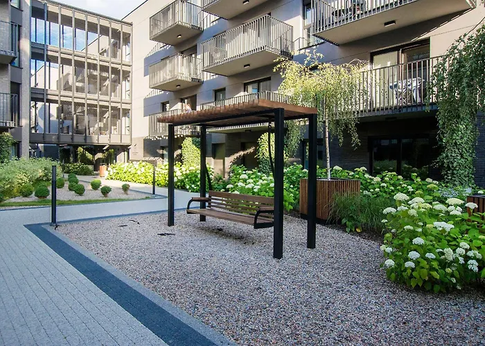 Urban Life Apartment *