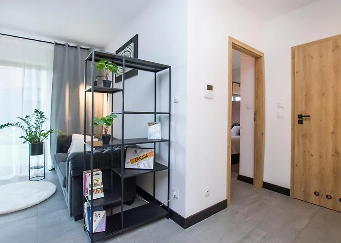 Urban Life Apartment *